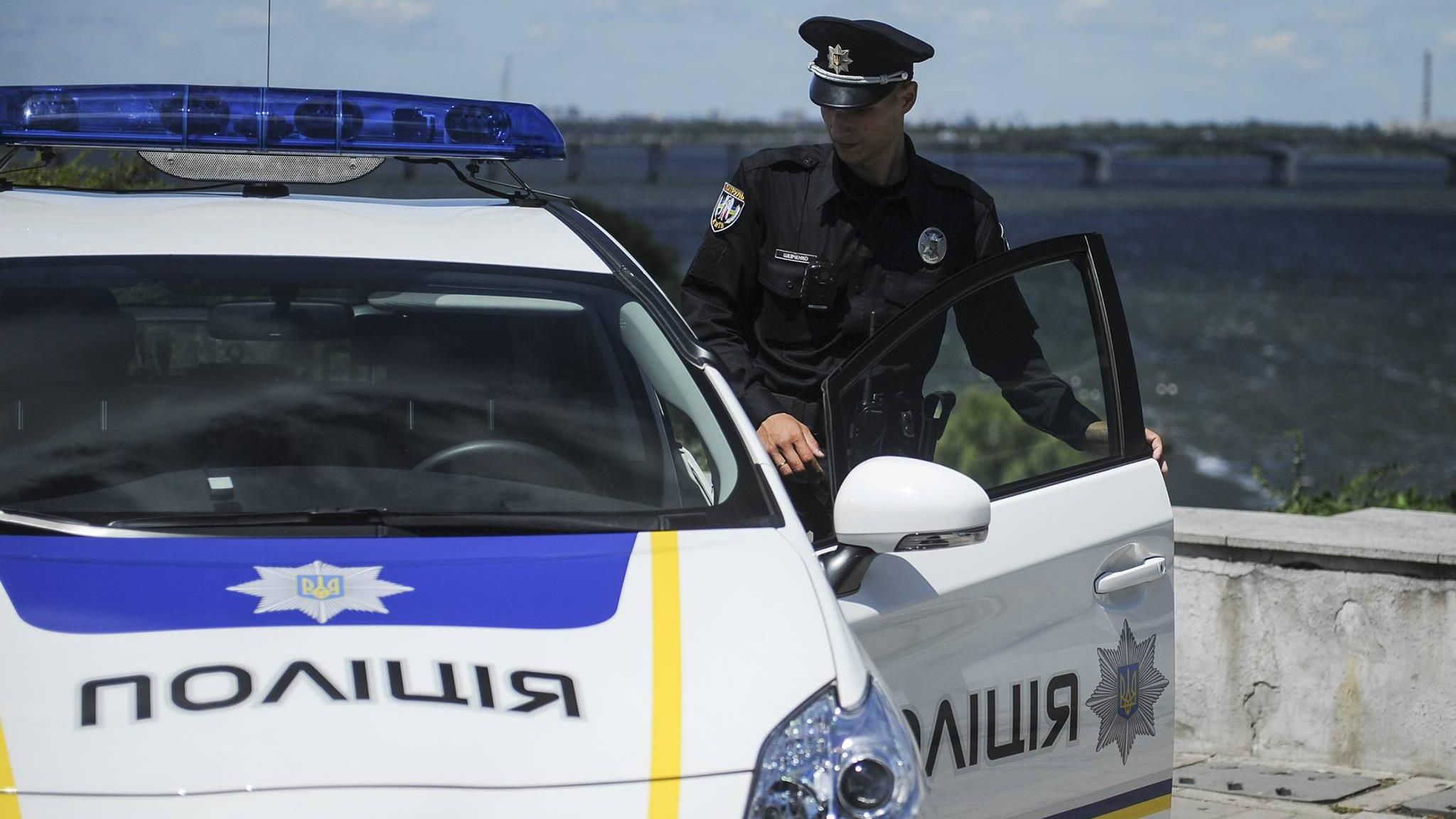 Патрульні ганялись за п'яними поліцейськими у Харкові Патрульні ганялись за п'яними поліцейськими у Харкові