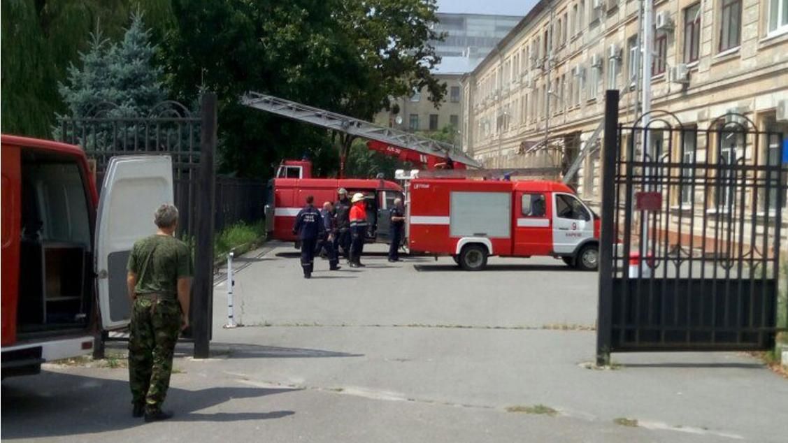 Апелляционный суд горел в центре Харькова