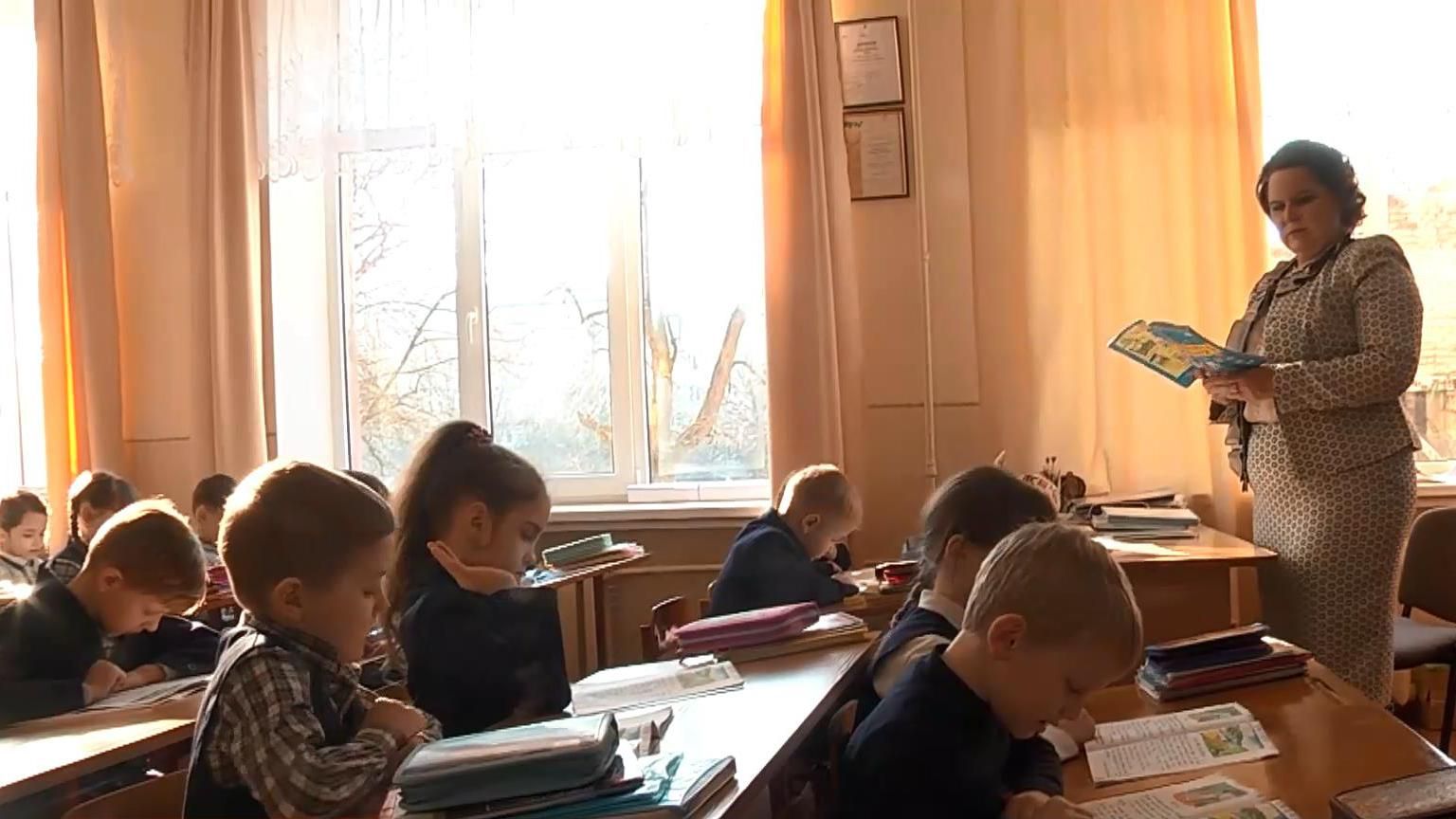 Хватает ли первоклассникам мест в киевских школах
