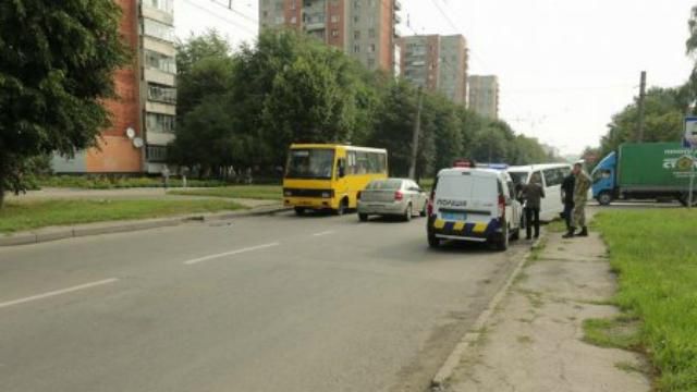 Журналисты попали в ДТП во Львове: опубликованы фото