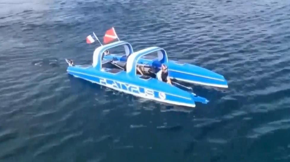 Необычное развлечение: ныряние на катамаране Необычное развлечение: ныряние на катамаране