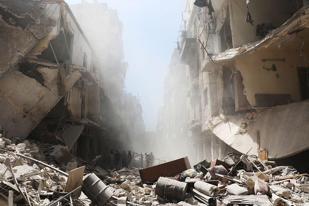 Росія почала "гуманітарну" операцію в Сирії Росія почала "гуманітарну" операцію в Сирії