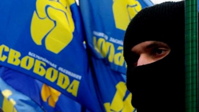 Офіс свободівців обстріляли у Вінниці