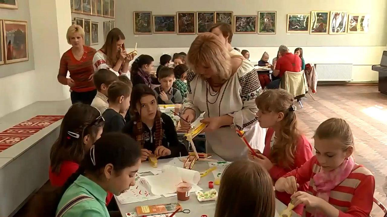 Освітній колапс у Києві: чому у столиці не вистачає шкіл Освітній колапс у Києві: чому у столиці не вистачає шкіл