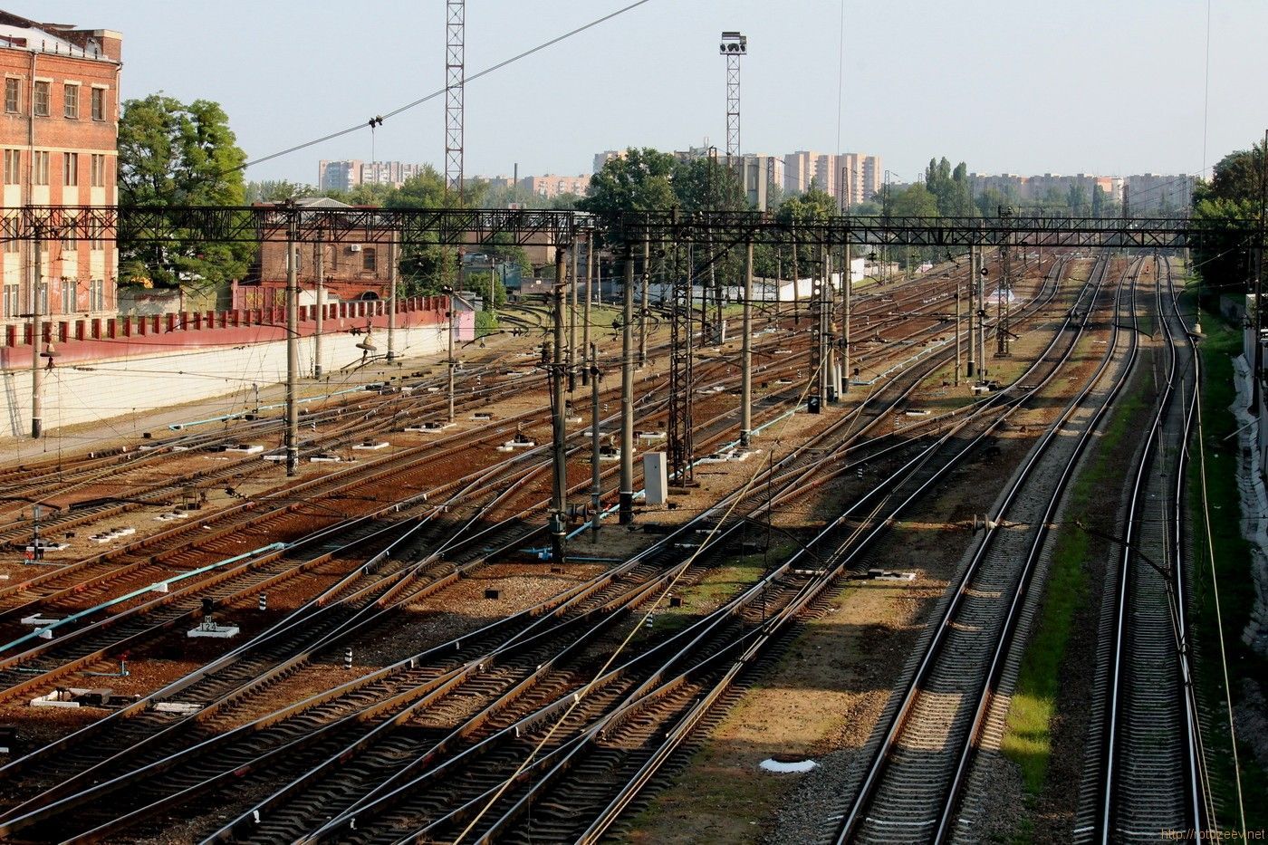 Поезд переехал подростка на Полтавщине Поезд переехал подростка на Полтавщине