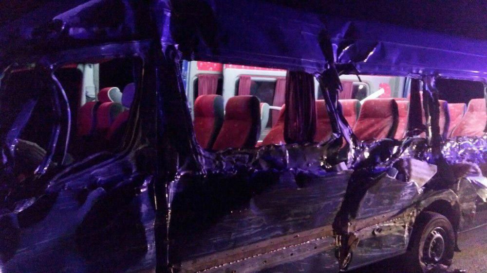 Пасажирський мікроавтобус потрапив у ДТП на Рівненщині, є жертви