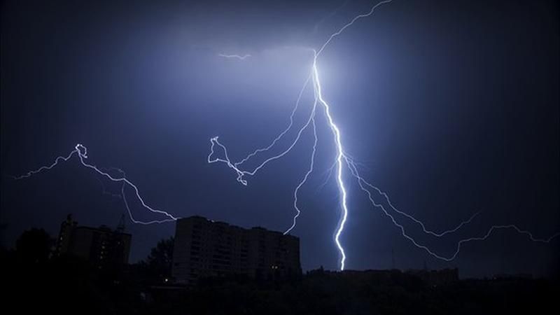 Жара и грозы: с какой погоды начнется август Жара и грозы: с какой погоды начнется август