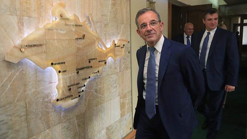 Крим не належить Україні, і це відображає думку населення, – французький депутат Крим не належить Україні, і це відображає думку населення, – французький депутат