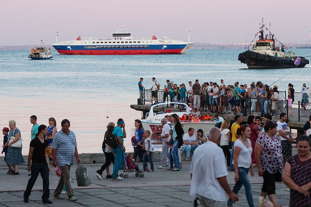 Попри все більшість кримчан і далі люблять Росію, – експерт