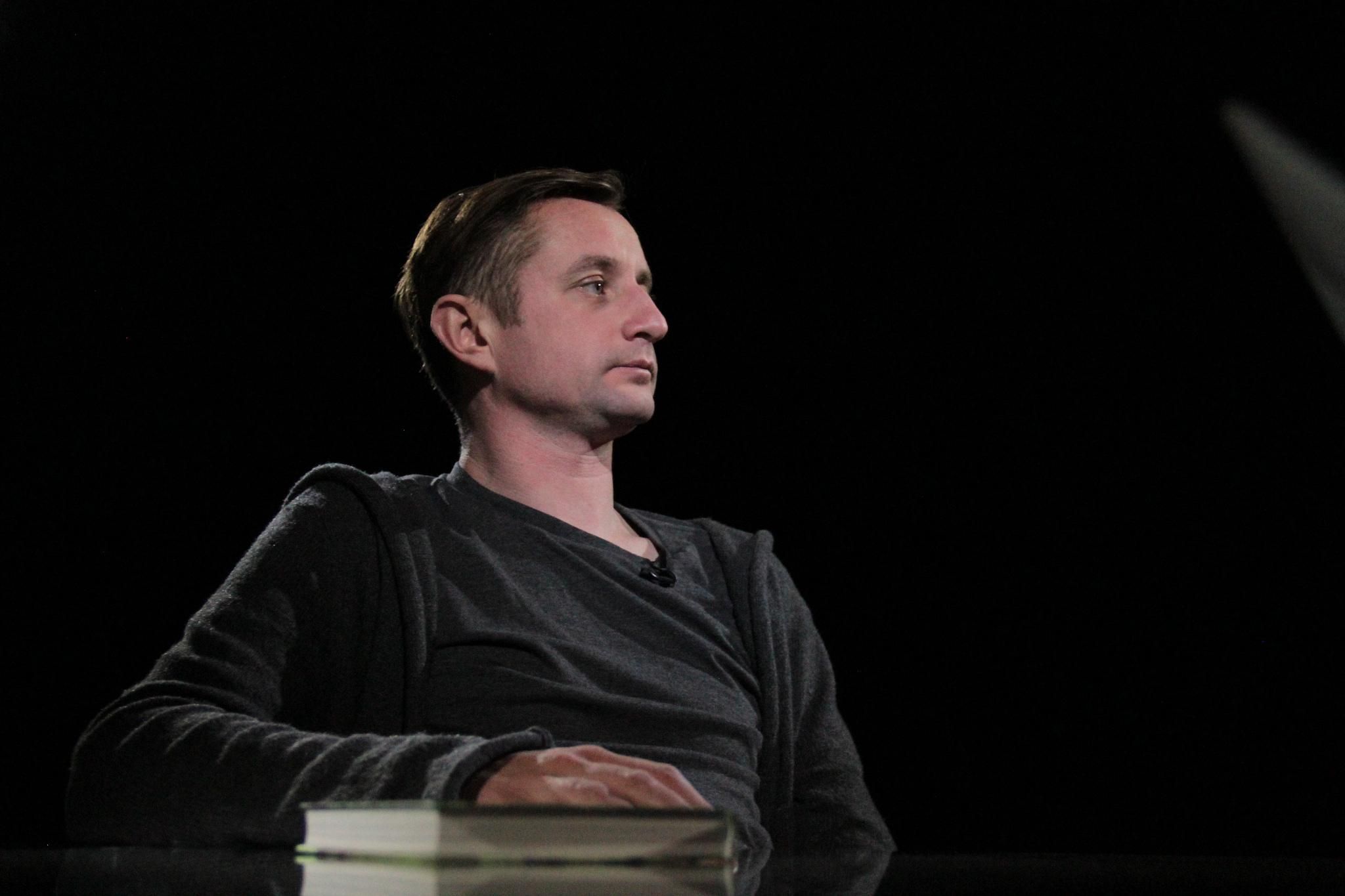 Жадан отказался от 100-тысячной премии Порошенко в пользу детских учреждений Жадан отказался от 100-тысячной премии Порошенко в пользу детских учреждений