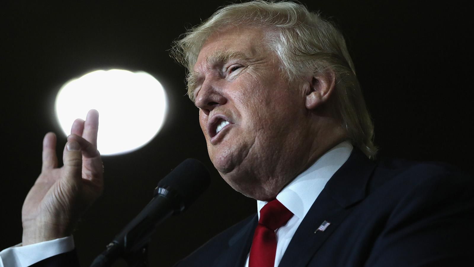 Ексцентричний Трамп відзначився черговою заявою про Крим Ексцентричний Трамп відзначився черговою заявою про Крим