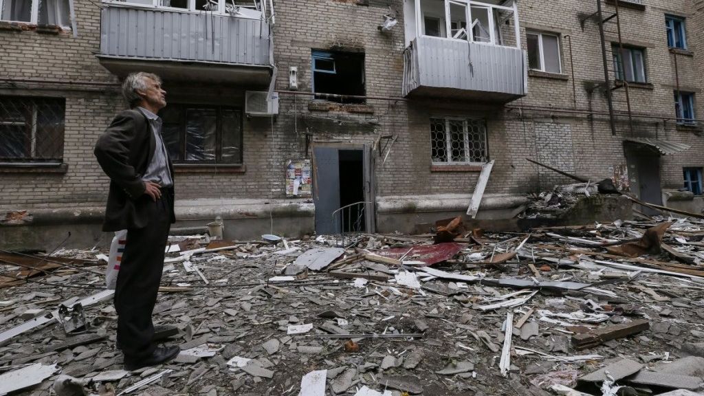 Террористы почти целый день обстреливают жилые кварталы Авдеевки