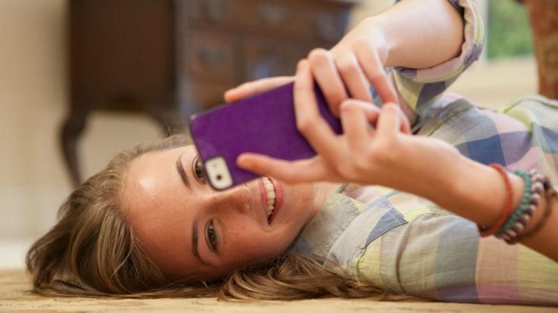 Японці поставили смартфон на "колеса" Японці поставили смартфон на "колеса"