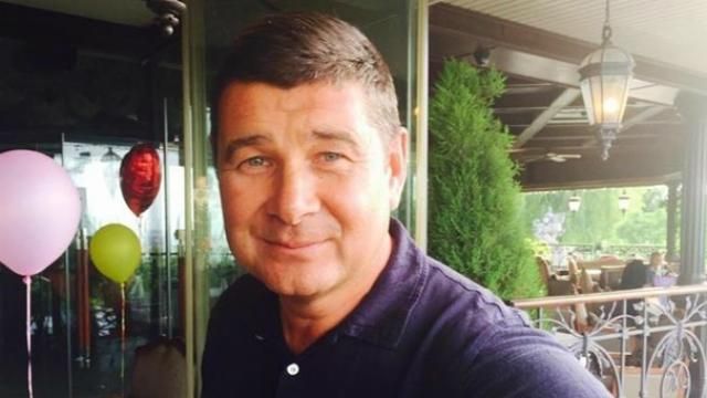 Онищенко снова нашелся: снимает квартиру и уже записался тренажерный зал Онищенко снова нашелся: снимает квартиру и уже записался тренажерный зал