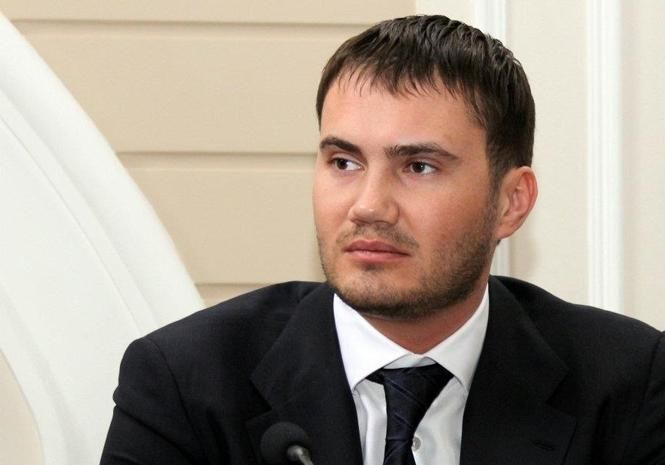 Суд ЕС снял санкции против Януковича-младшего Суд ЕС снял санкции против Януковича-младшего