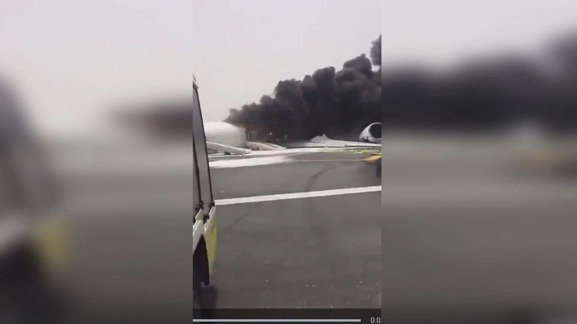 Во время авиакатастрофы в Дубае погиб пожарный