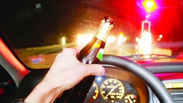 В Кропивницком против полицейских, которые остановили нетрезвого судью, открыли дело В Кропивницком против полицейских, которые остановили нетрезвого судью, открыли дело