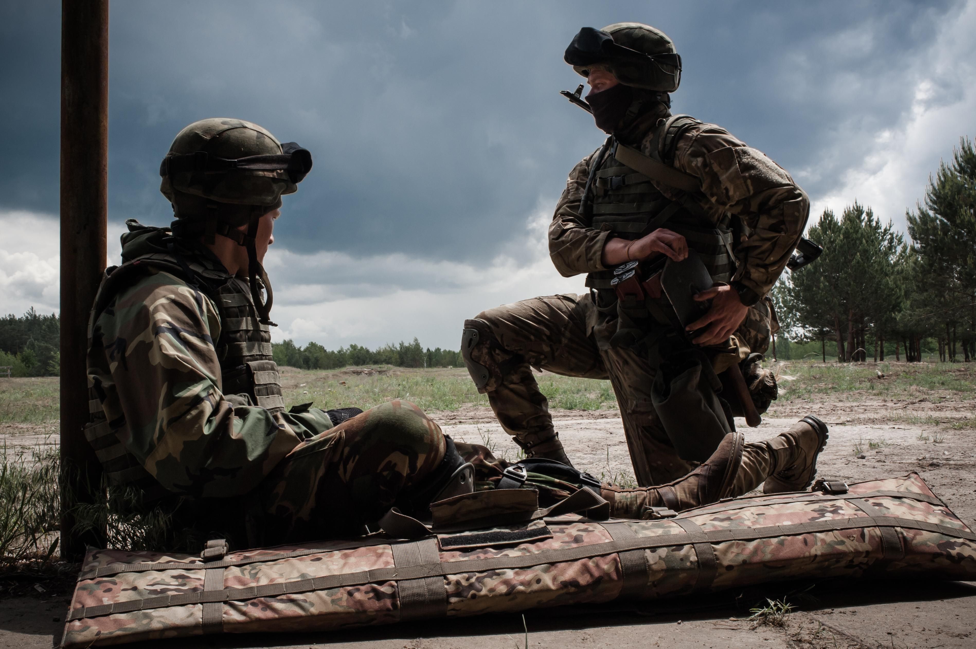 Офицеры Нацгвардии будут агитировать украинцев идти на контрактную службу Офицеры Нацгвардии будут агитировать украинцев идти на контрактную службу