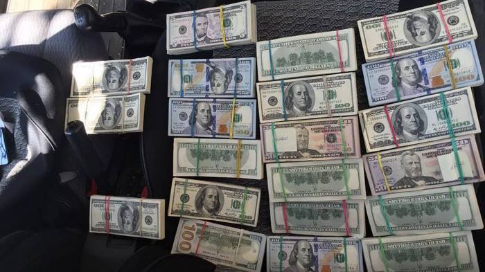 Россиянин незаконно вывел из Украины 16 миллионов долларов Россиянин незаконно вывел из Украины 16 миллионов долларов