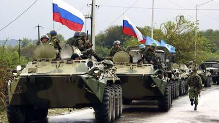 Росія перекинула на окуповані території танки та артилерію, – розвідка