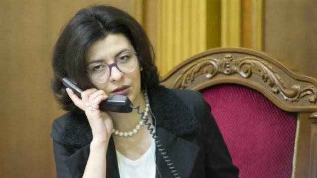 Сыроид дала эмоциональный совет Порошенко, что делать с фабрикой в Липецке Сыроид дала эмоциональный совет Порошенко, что делать с фабрикой в Липецке