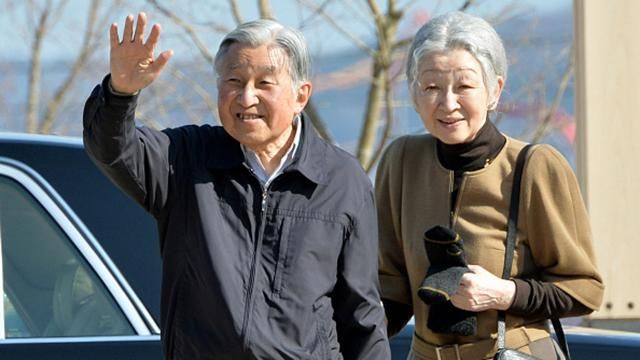 Император Японии готовится к своему отречению Император Японии готовится к своему отречению