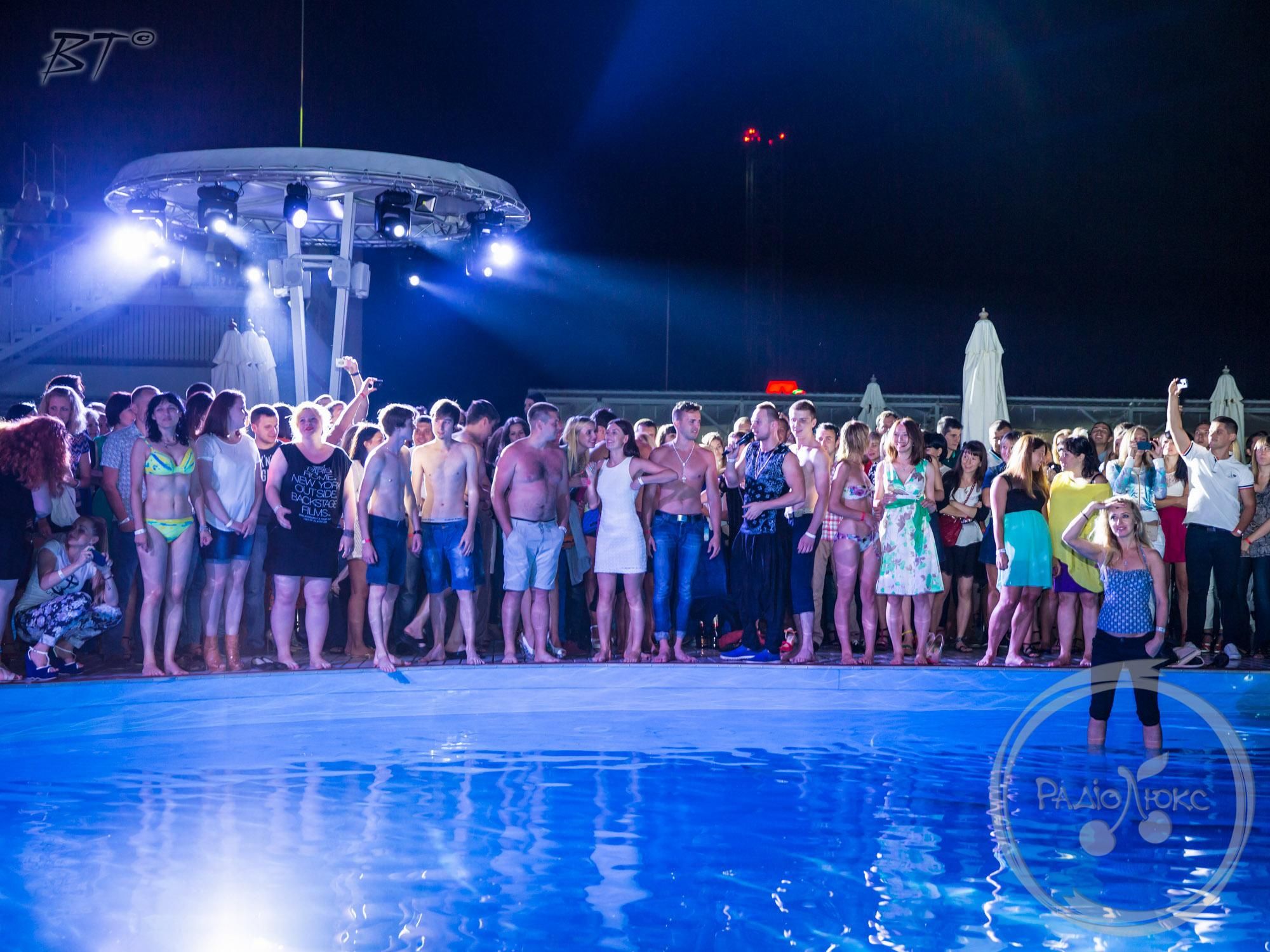 У Sky Familly Park "відгриміла" четверта вечірка "Пляжний Бум від Люкс ФМ" У Sky Familly Park "відгриміла" четверта вечірка "Пляжний Бум від Люкс ФМ"