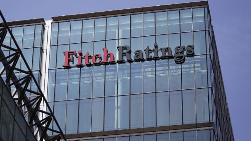 Fitch погіршив прогноз для економіки України