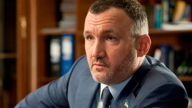 Суд арештував розкішний маєток Кузьміна