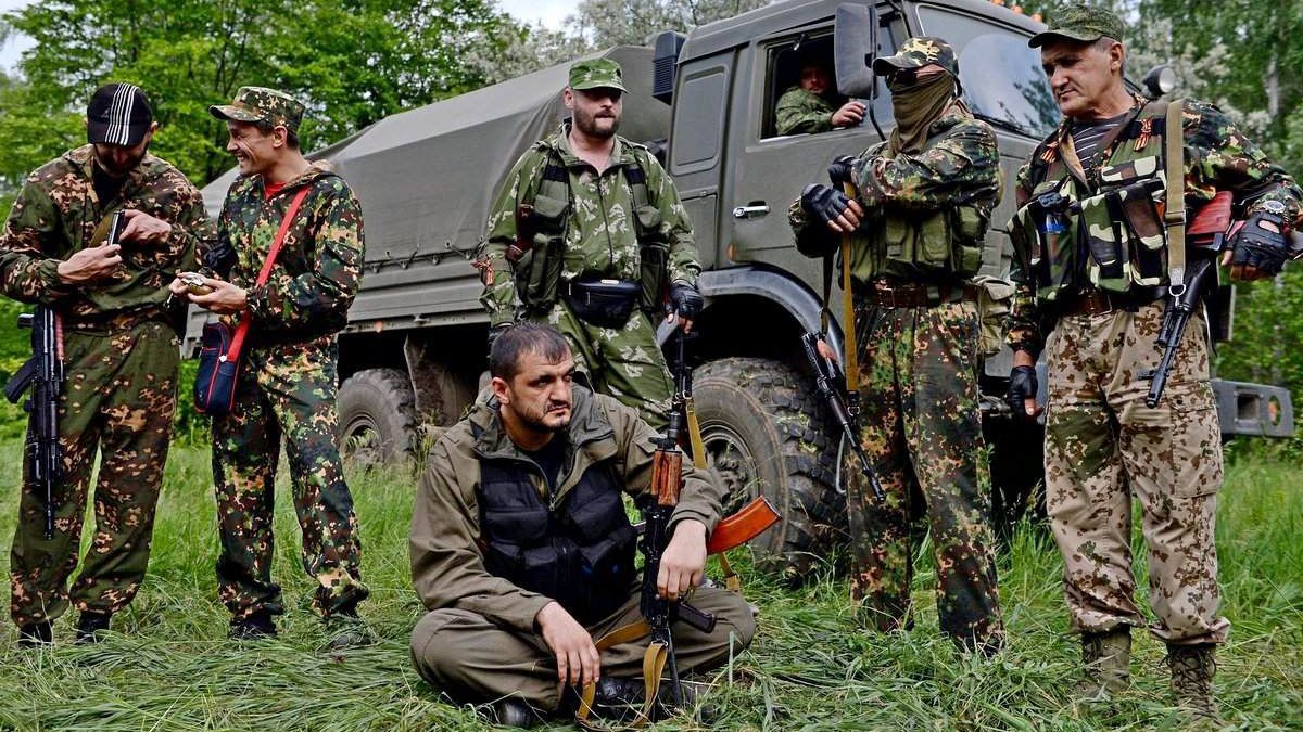 Террористы подорвали дорогу на Луганщине
