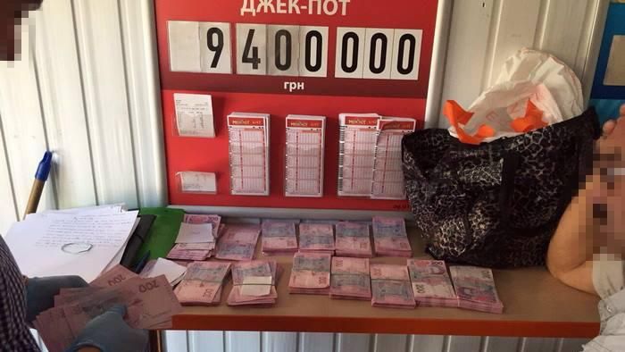 Руководство одной из колоний хотело за взятку отпустить осужденного Руководство одной из колоний хотело за взятку отпустить осужденного