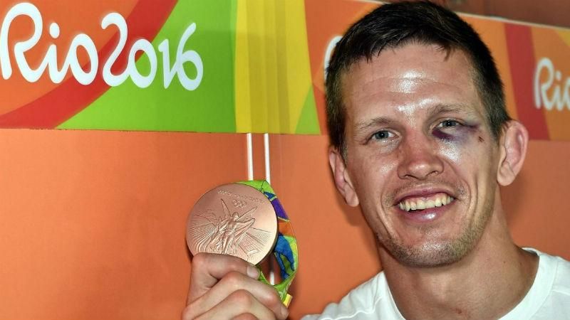 Інша сторона Олімпіади-2016: пограбування, побої та напади на журналістів