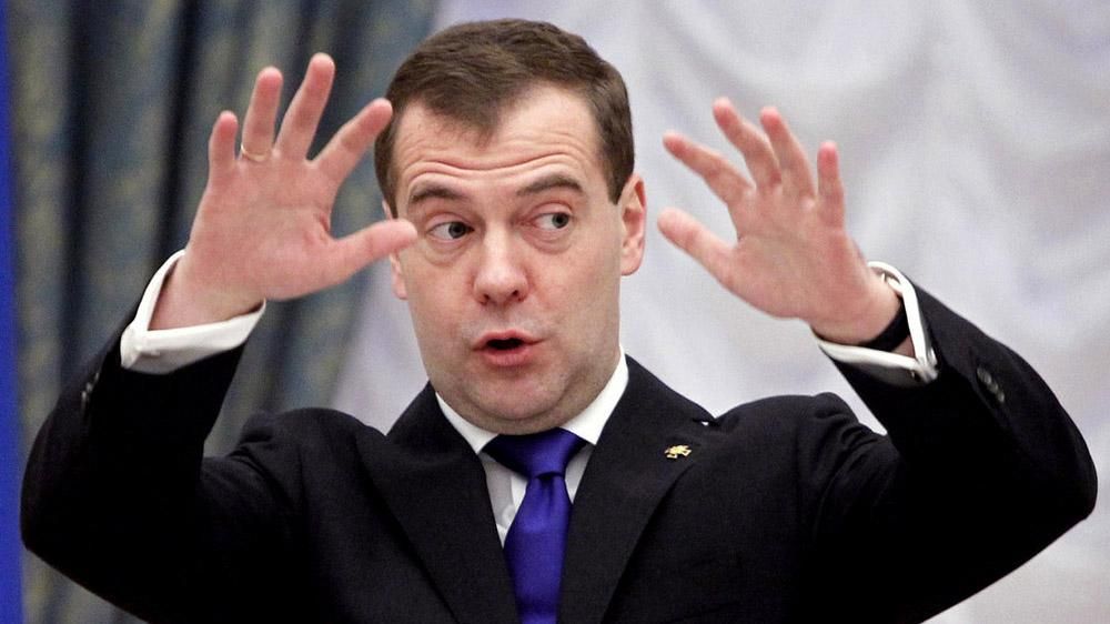 Медведев заговорил о возможном разрыве дипотношений с Украиной