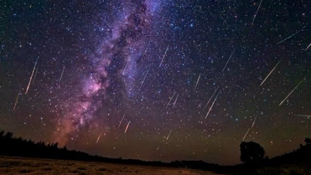 Цієї ночі українці побачать потужний зорепад Цієї ночі українці побачать потужний зорепад