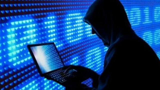 Скандал з електронним декларуванням: у теперішньому вигляді його може зламати кожен хакер