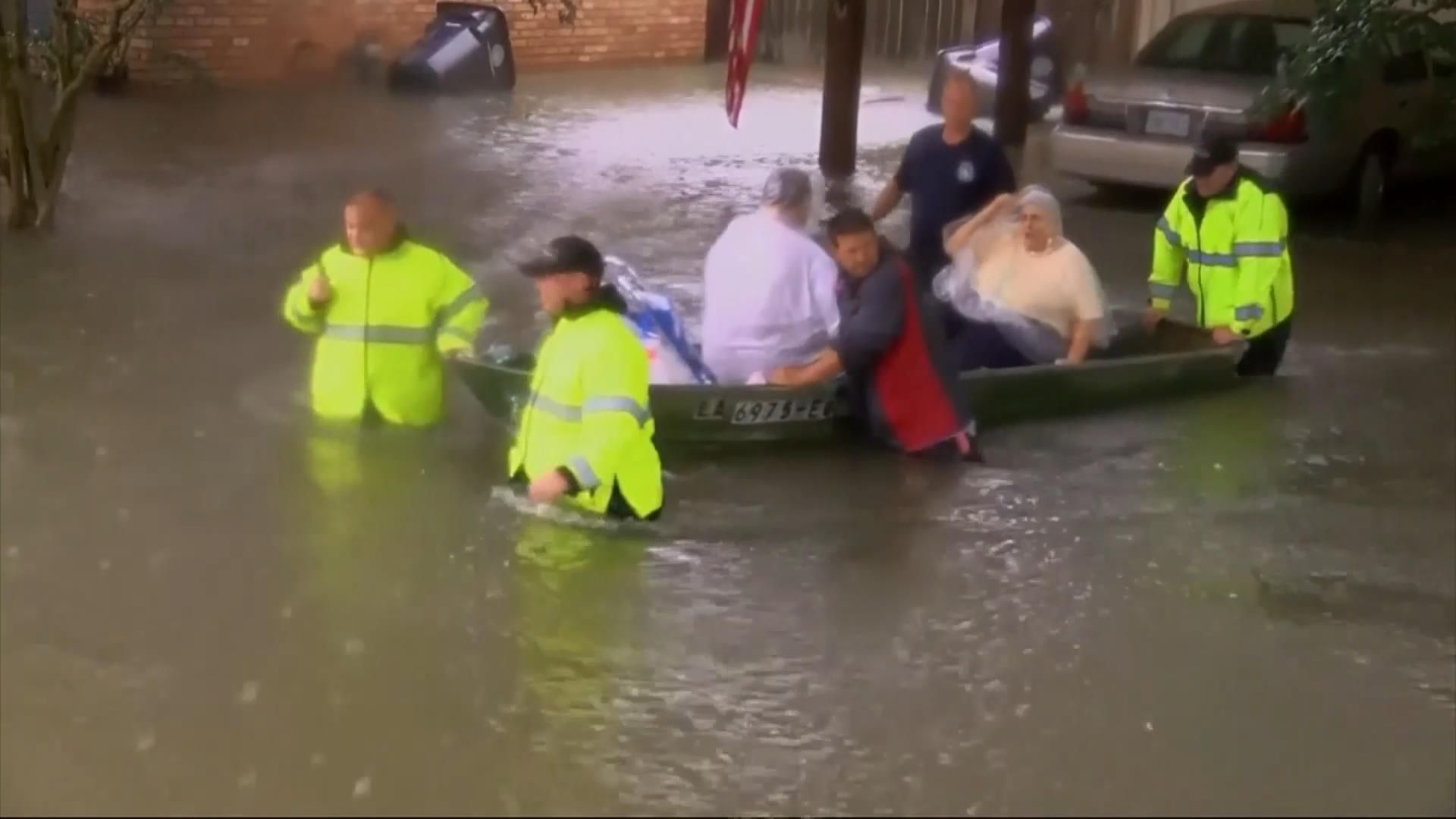 Огромное наводнение в США: жертвы и массовые разрушения