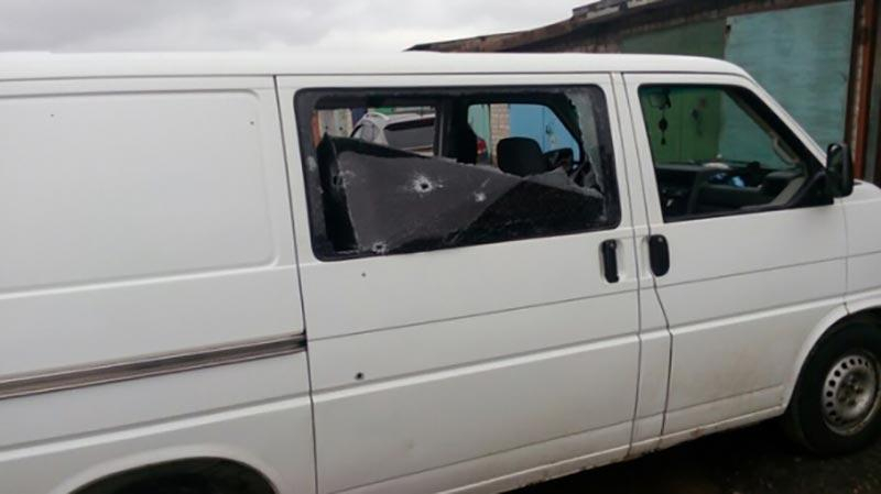 На оккупированном Донбассе обстреляли машину российского депутата