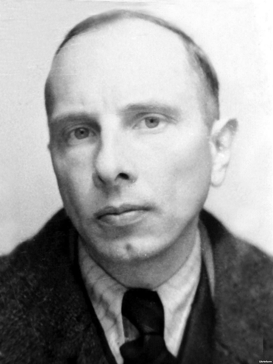 Фотоаппарат Степана Бандеры можно осмотреть в Украине Фотоаппарат Степана Бандеры можно осмотреть в Украине