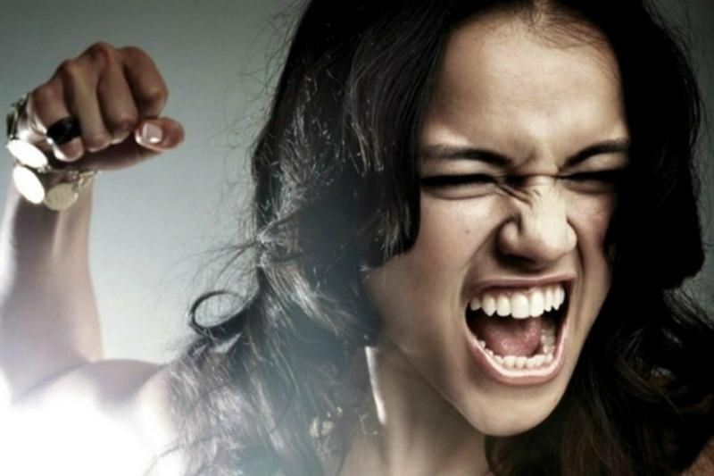 Молода матір у Львові тримає в страху весь район Молода матір у Львові тримає в страху весь район