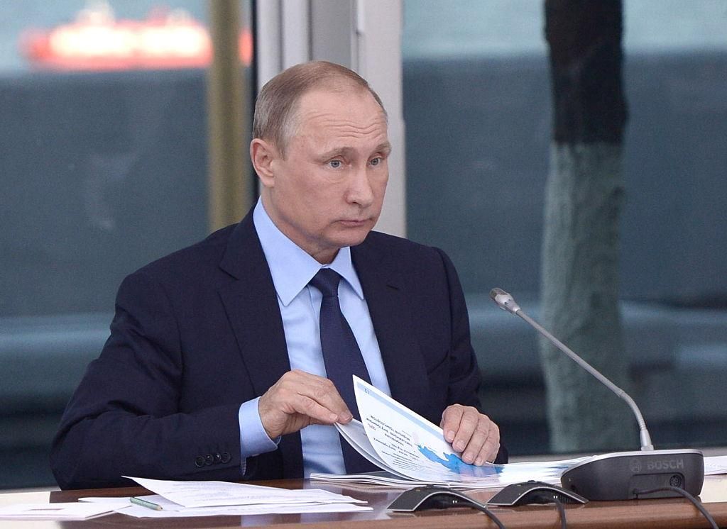 В Крым едет Путин В Крым едет Путин