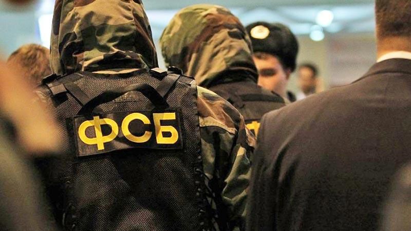 Російські ЗМІ назвали прізвища загиблих військових внаслідок "диверсії" в Криму Російські ЗМІ назвали прізвища загиблих військових внаслідок "диверсії" в Криму