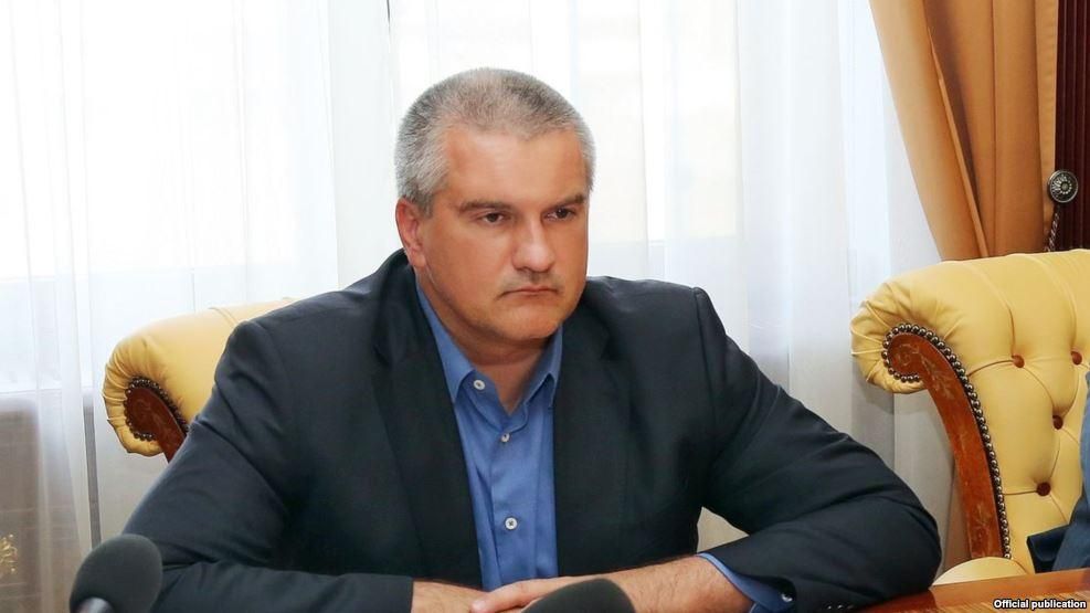 Украина готовит документы для Интерпола на Аксенова Украина готовит документы для Интерпола на Аксенова