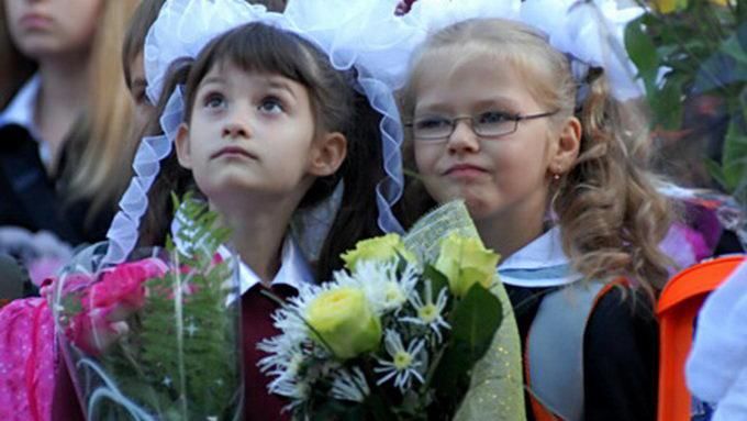 Сколько детей в этом году впервые сядут за школьную парту Сколько детей в этом году впервые сядут за школьную парту