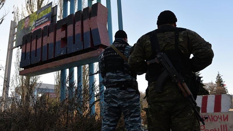 В больницы Донецка привезли 14 убитых террористов, – волонтер