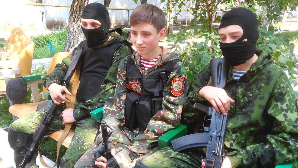 Украинских сирот с оккупированных территорий отправляют на усыновление в Россию