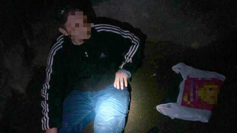 Крадій-невдаха зламав обидві ноги, тікаючи з місця злочину Крадій-невдаха зламав обидві ноги, тікаючи з місця злочину