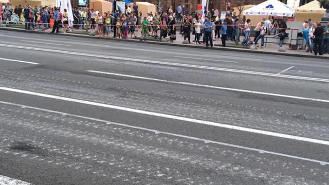 Радник Порошенка відреагував на скандал з репетицією параду у Києві Радник Порошенка відреагував на скандал з репетицією параду у Києві