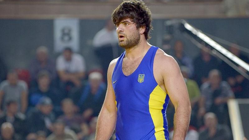 Українець подужав росіянина у вільній боротьбі Українець подужав росіянина у вільній боротьбі