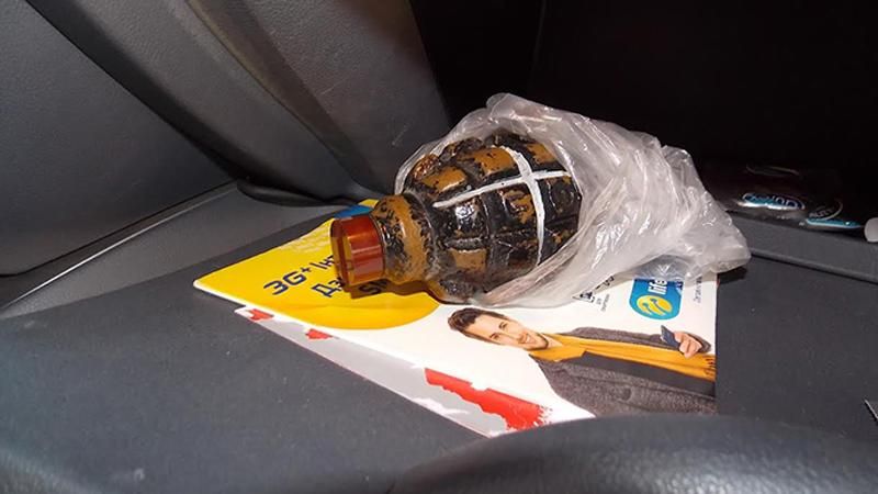 Немец шокировал гранатой украинских пограничников Немец шокировал гранатой украинских пограничников