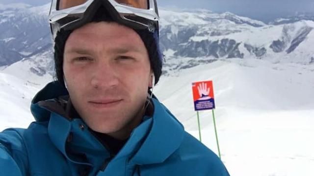 Волонтера медика нашли мертвым в Хмельницкой области Волонтера медика нашли мертвым в Хмельницкой области